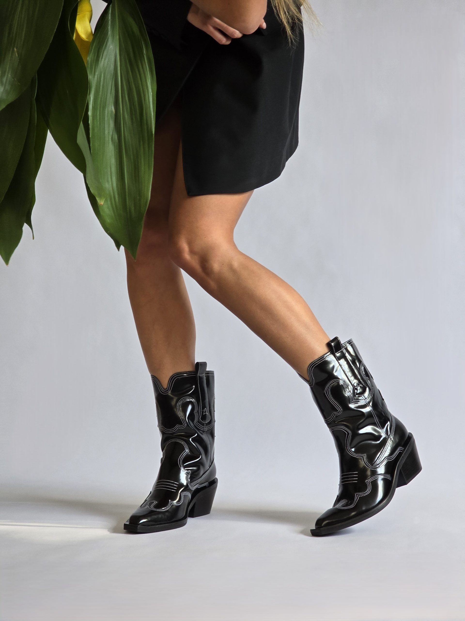 Iron Black